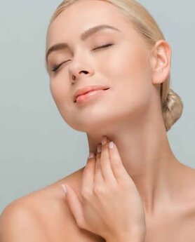 REDUCE YEARS WITH NECK LIPOSUCTION