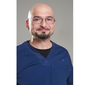 Ljubiša Volaš, MD