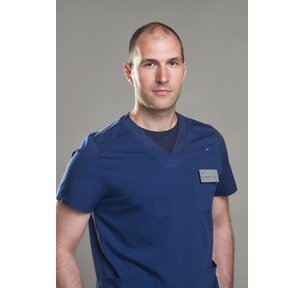 Dr Miloš Zvicer